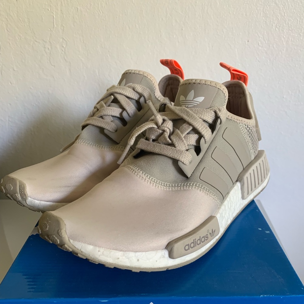Adidas NMD_R1 W